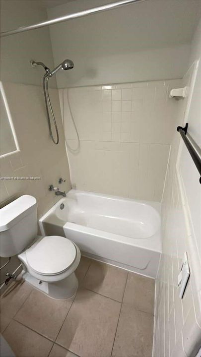 Active With Contract: $1,095 (0 beds, 1 baths, 2452 Square Feet)