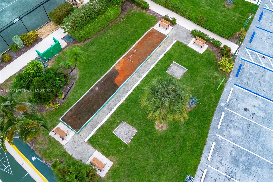 For Sale: $120,000 (2 beds, 2 baths, 1198 Square Feet)