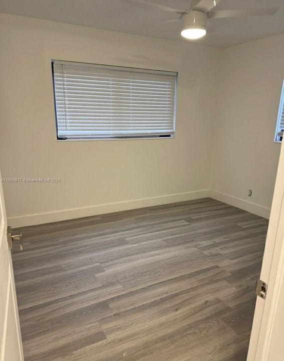 For Rent: $2,500 (2 beds, 1 baths, 1560 Square Feet)