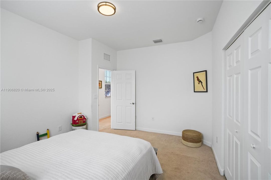 待售: $799,900 (4 贝兹, 3 浴室, 2512 平方英尺)