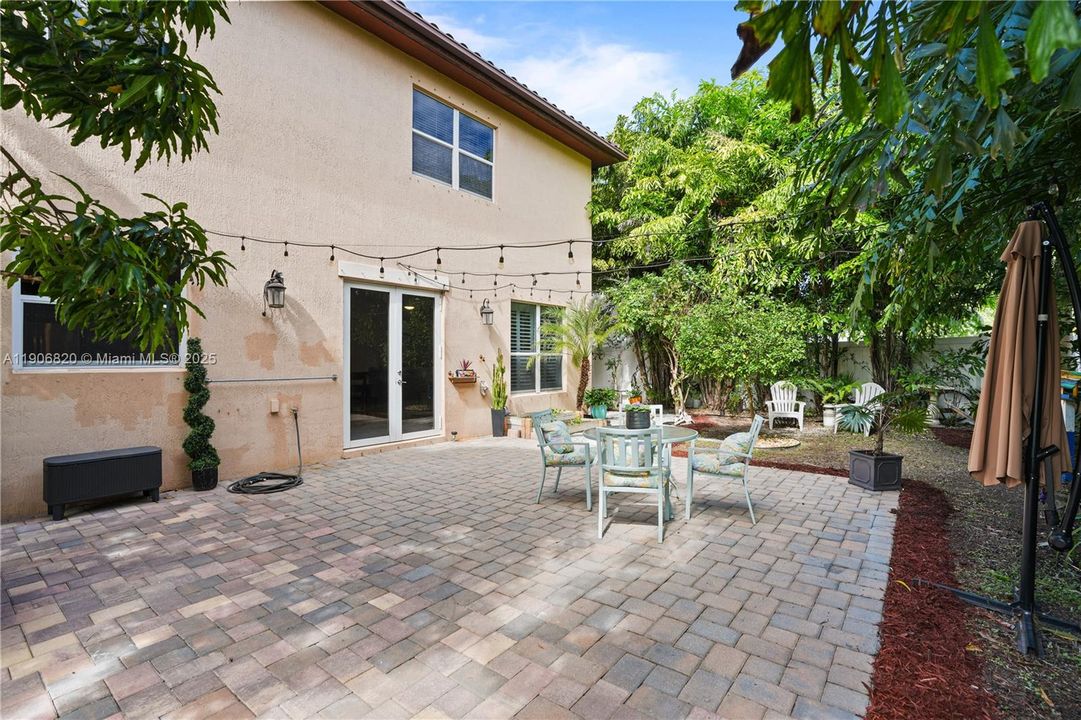 待售: $799,900 (4 贝兹, 3 浴室, 2512 平方英尺)