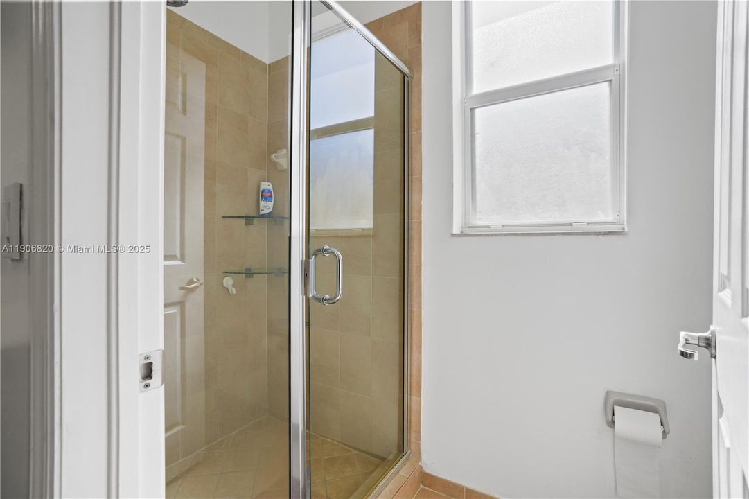 待售: $799,900 (4 贝兹, 3 浴室, 2512 平方英尺)