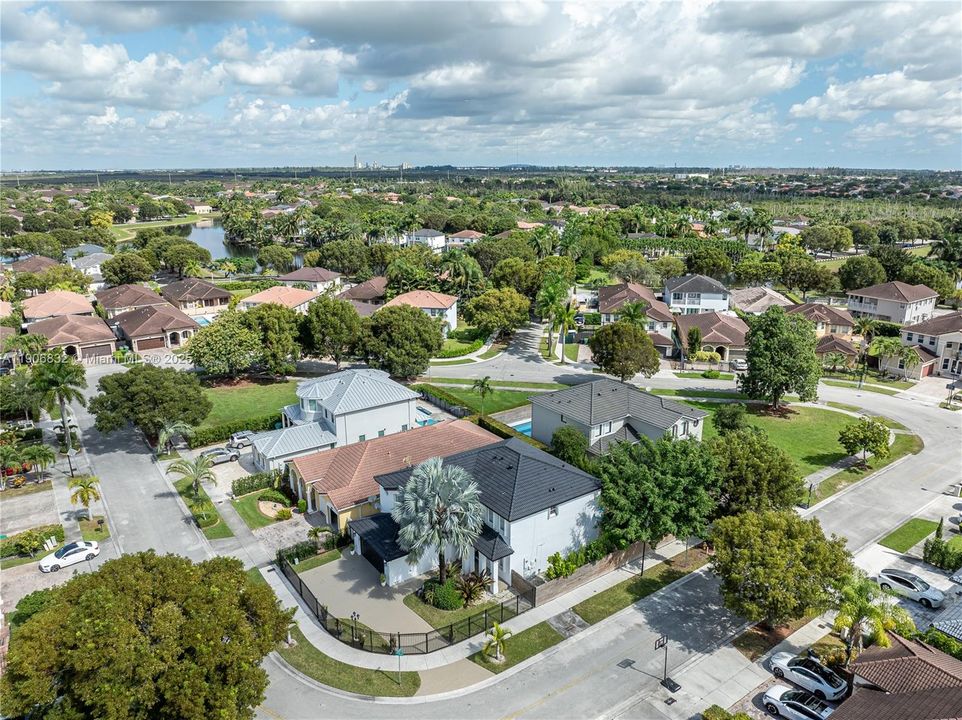 For Sale: $1,199,000 (4 beds, 3 baths, 3043 Square Feet)