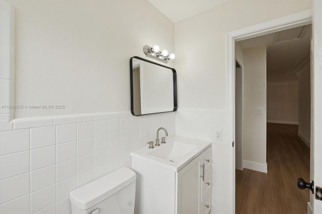 Active With Contract: $499,400 (3 beds, 2 baths, 1495 Square Feet)