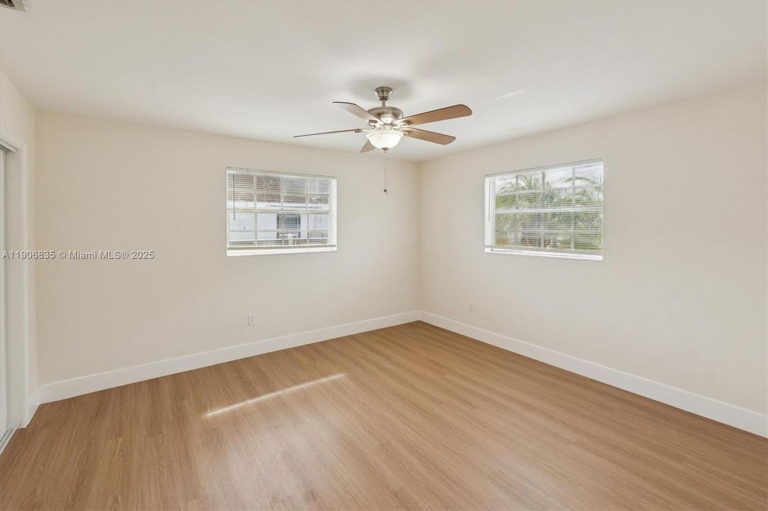 Active With Contract: $499,400 (3 beds, 2 baths, 1495 Square Feet)