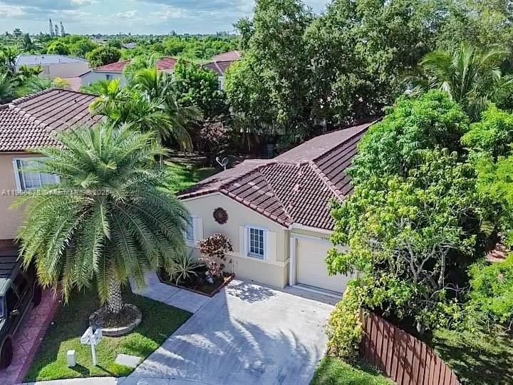 合同活跃: $520,000 (3 贝兹, 2 浴室, 1406 平方英尺)