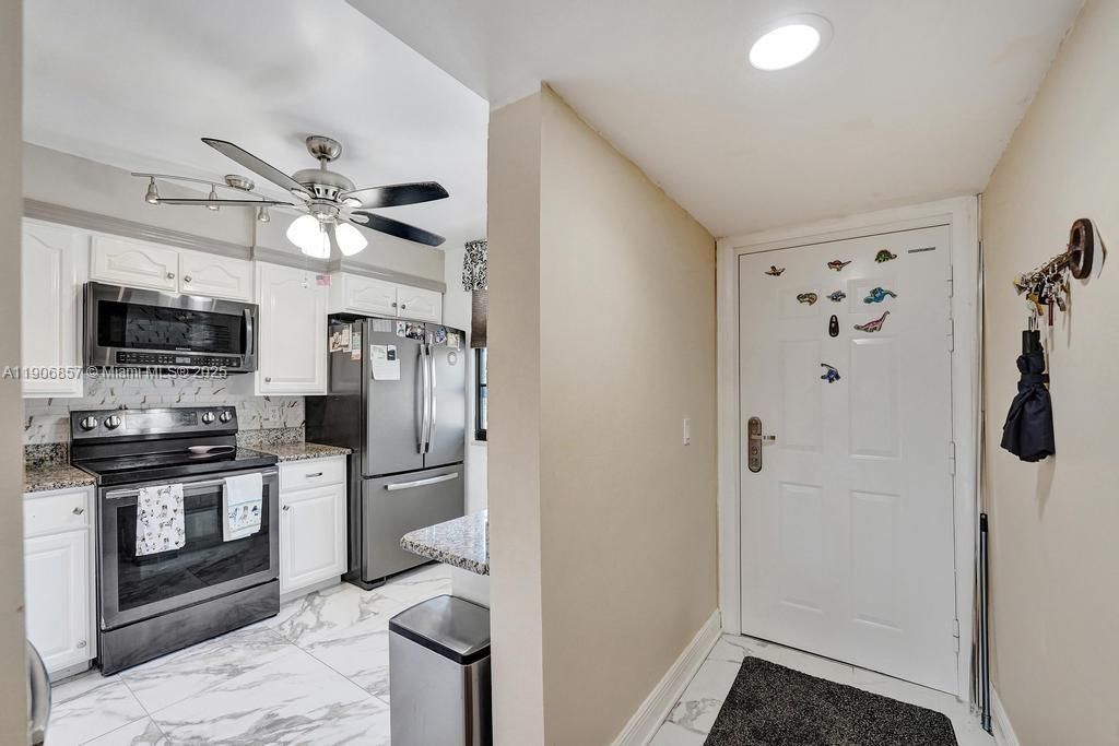 En Venta: $310,000 (2 camas, 2 baños, 1385 Pies cuadrados)