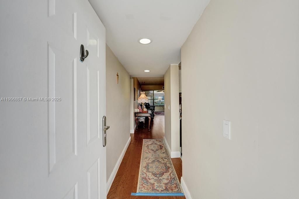 En Venta: $310,000 (2 camas, 2 baños, 1385 Pies cuadrados)