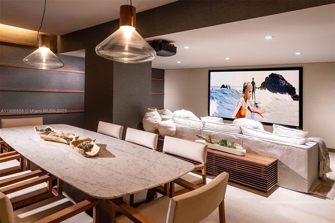 На продажу: $5,900,000 (4 спален, 6 ванн, 3422 Квадратных фут)