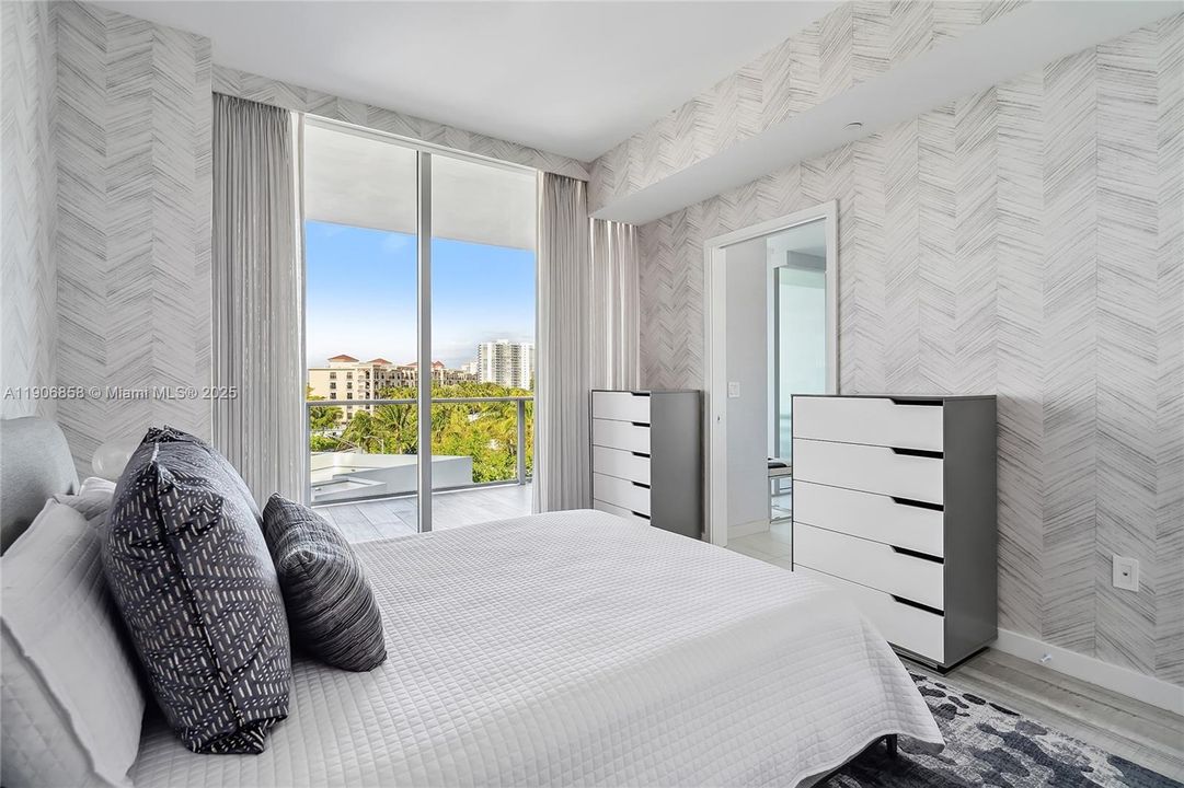 На продажу: $5,900,000 (4 спален, 6 ванн, 3422 Квадратных фут)