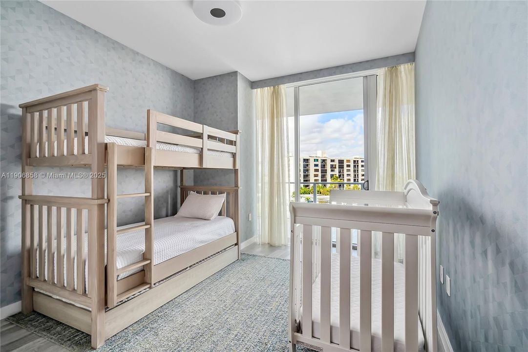 На продажу: $5,900,000 (4 спален, 6 ванн, 3422 Квадратных фут)