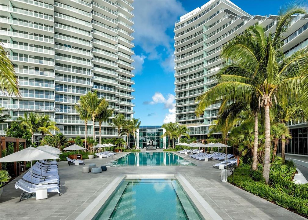 На продажу: $5,900,000 (4 спален, 6 ванн, 3422 Квадратных фут)