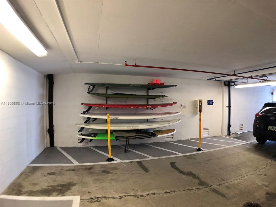 待售: $680,000 (1 贝兹, 1 浴室, 820 平方英尺)