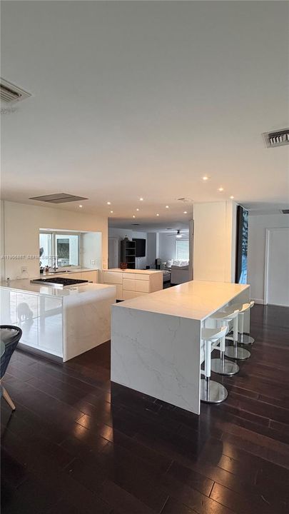 待售: $1,540,000 (3 贝兹, 2 浴室, 2145 平方英尺)