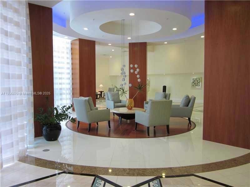 На продажу: $1,500,000 (2 спален, 2 ванн, 1400 Квадратных фут)