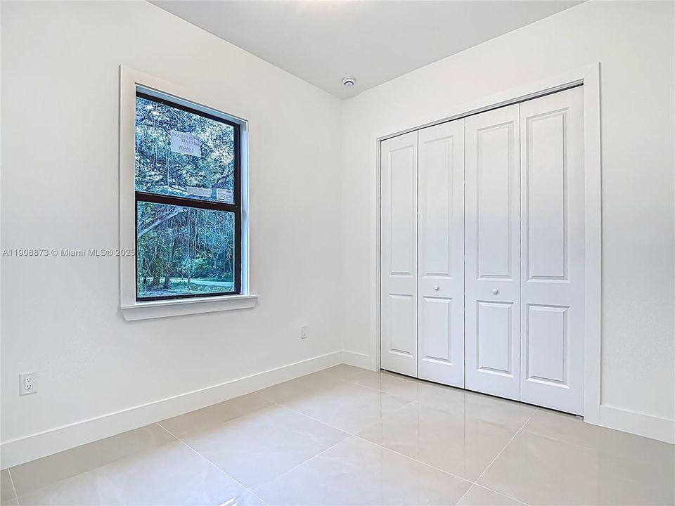 For Sale: $395,000 (4 beds, 2 baths, 2150 Square Feet)