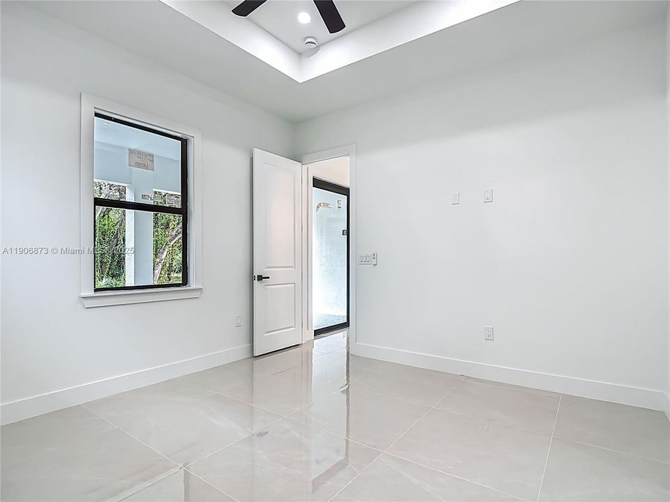 For Sale: $395,000 (4 beds, 2 baths, 2150 Square Feet)