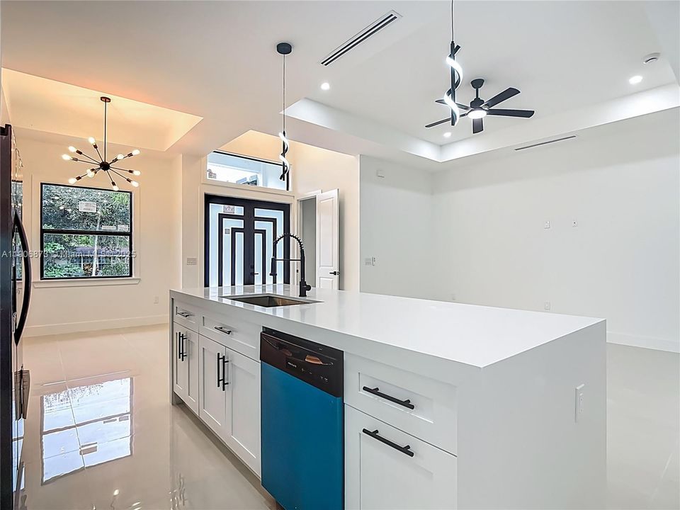 For Sale: $395,000 (4 beds, 2 baths, 2150 Square Feet)