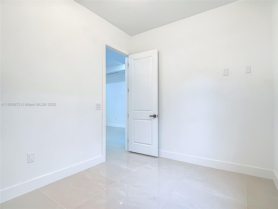 For Sale: $395,000 (4 beds, 2 baths, 2150 Square Feet)