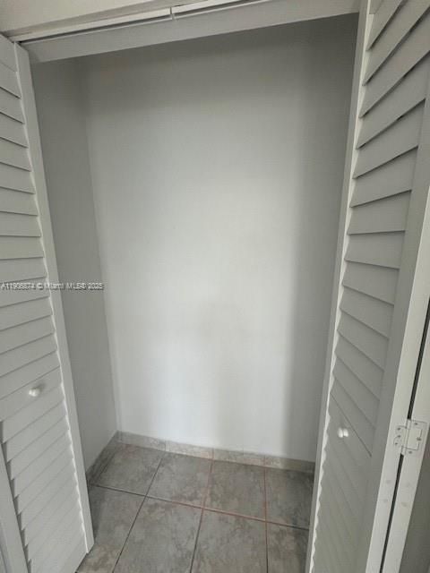 合同活跃: $2,150 (2 贝兹, 2 浴室, 1196 平方英尺)