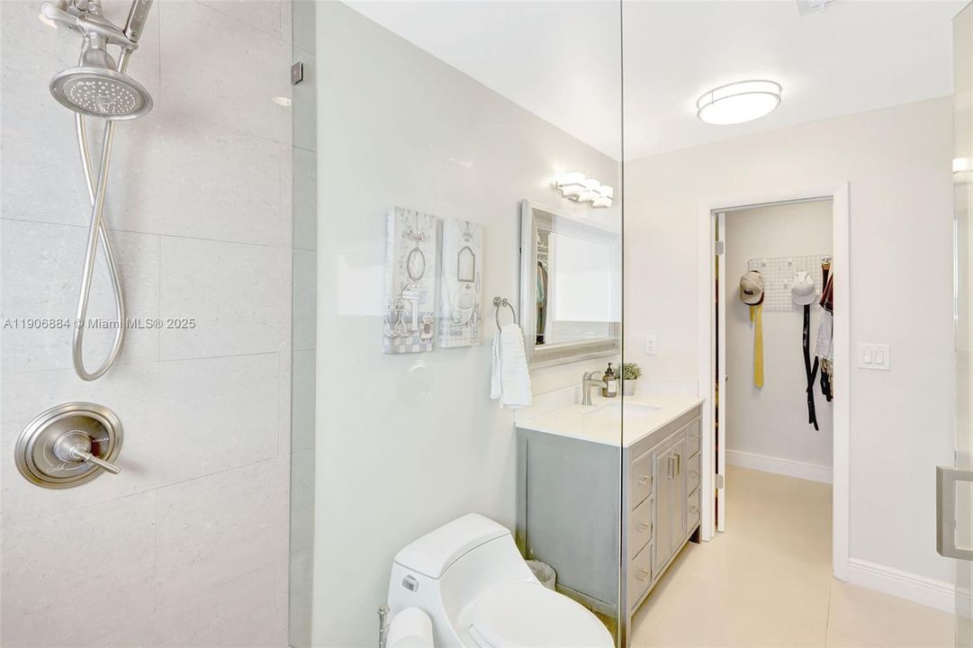 Active With Contract: $1,245,000 (4 beds, 2 baths, 1898 Square Feet)