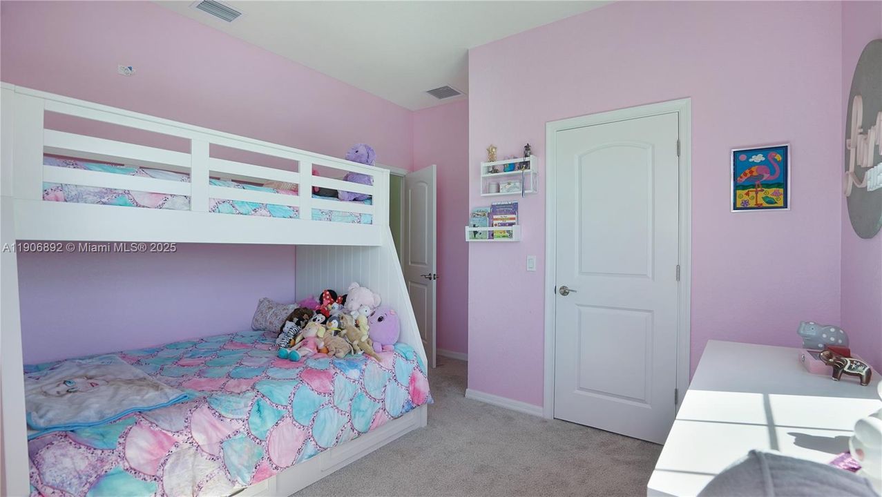 For Sale: $750,000 (4 beds, 2 baths, 2377 Square Feet)