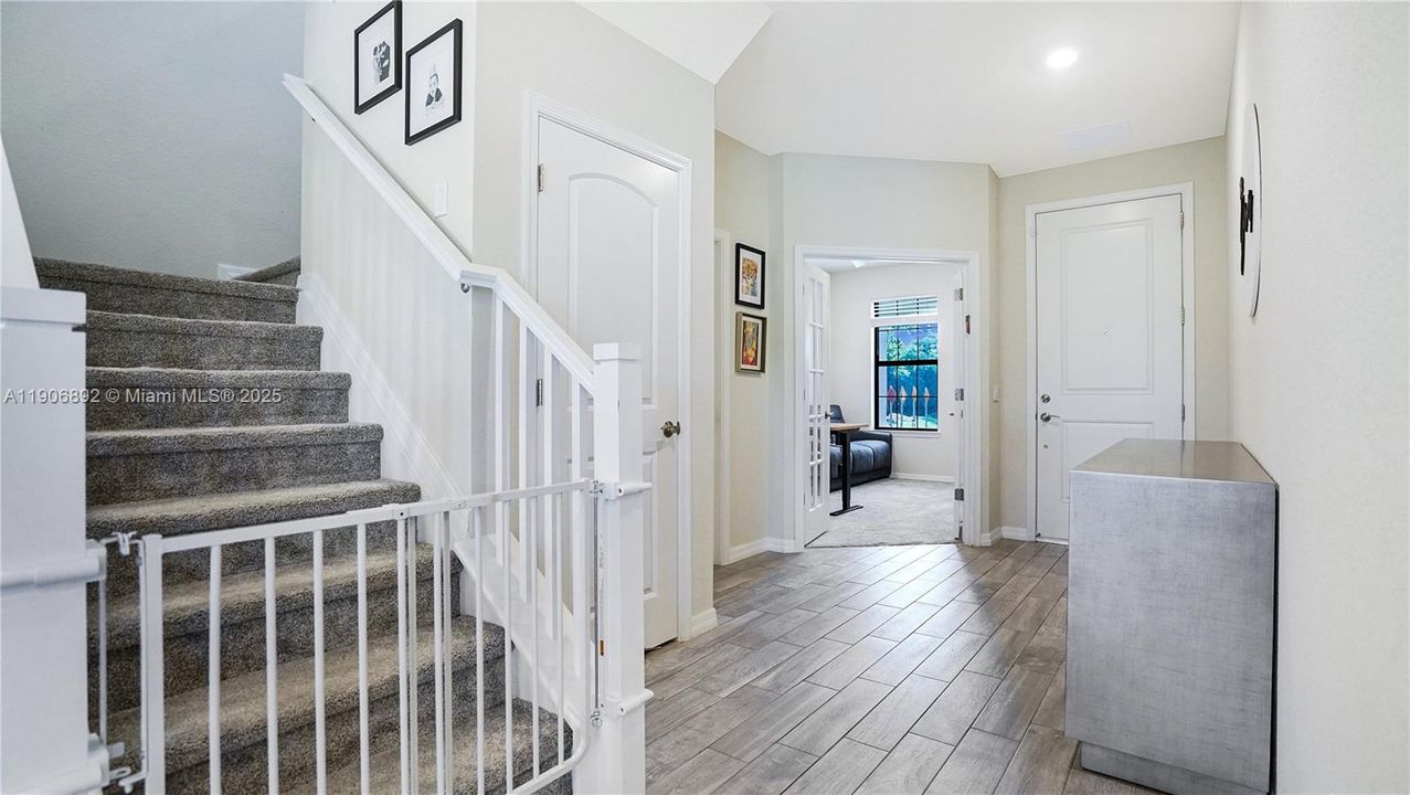 For Sale: $750,000 (4 beds, 2 baths, 2377 Square Feet)