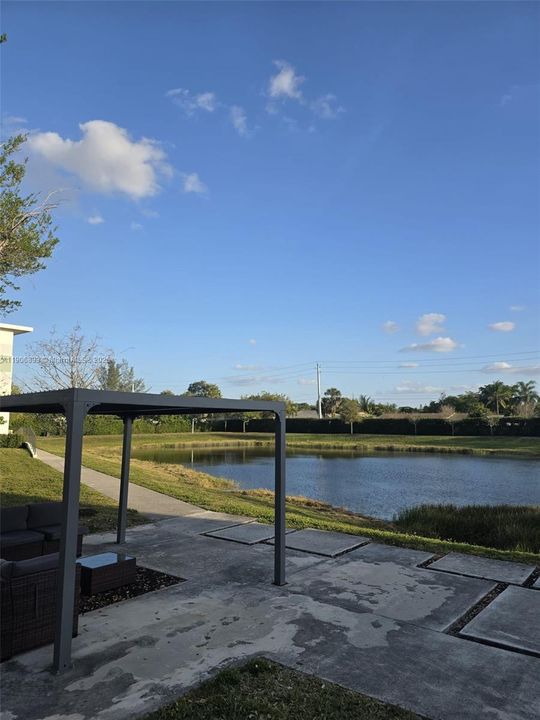 En Venta: $459,900 (2 camas, 2 baños, 1520 Pies cuadrados)