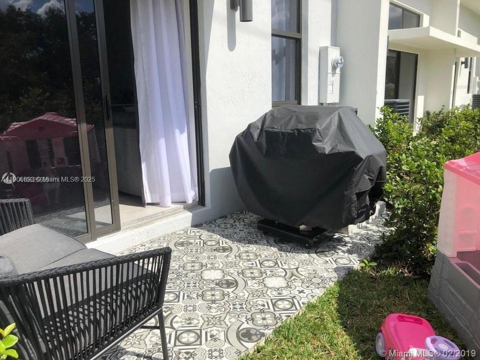 En Venta: $459,900 (2 camas, 2 baños, 1520 Pies cuadrados)