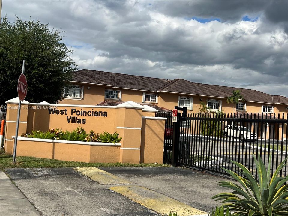 En Venta: $355,000 (2 camas, 2 baños, 1080 Pies cuadrados)