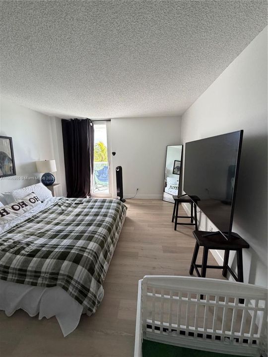 待售: $420,000 (2 贝兹, 2 浴室, 1357 平方英尺)