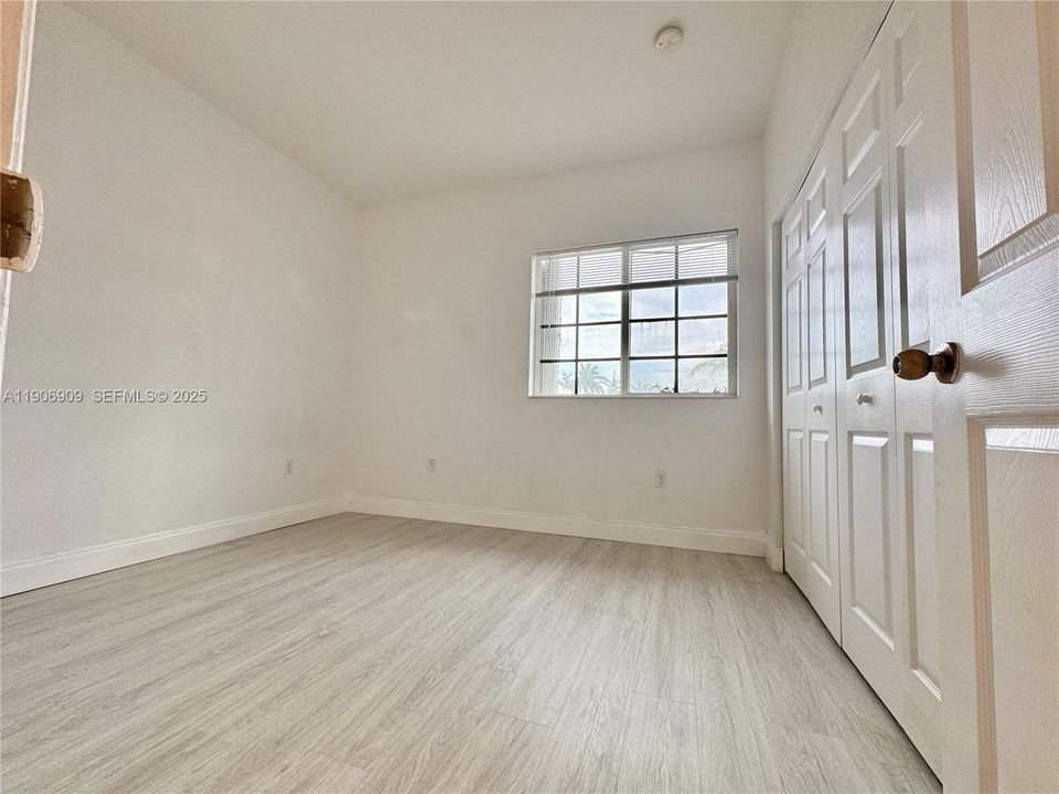 For Rent: $1,850 (2 beds, 2 baths, 1048 Square Feet)