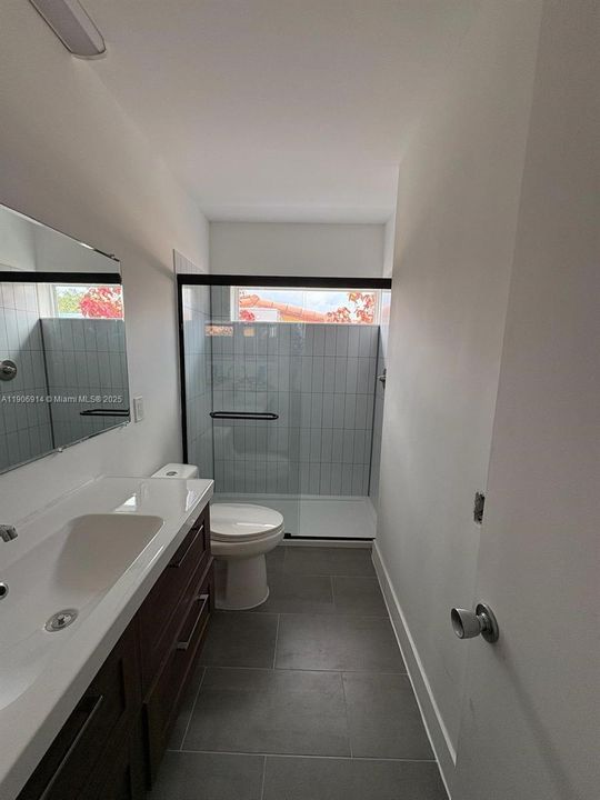 出租: $3,750 (3 贝兹, 3 浴室, 3162 平方英尺)