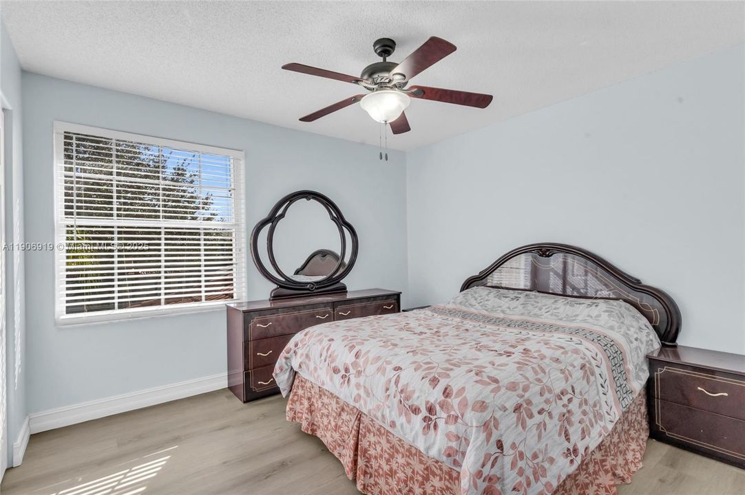 En Venta: $882,000 (5 camas, 3 baños, 2848 Pies cuadrados)