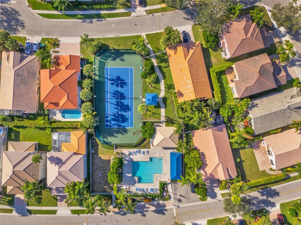 En Venta: $882,000 (5 camas, 3 baños, 2848 Pies cuadrados)