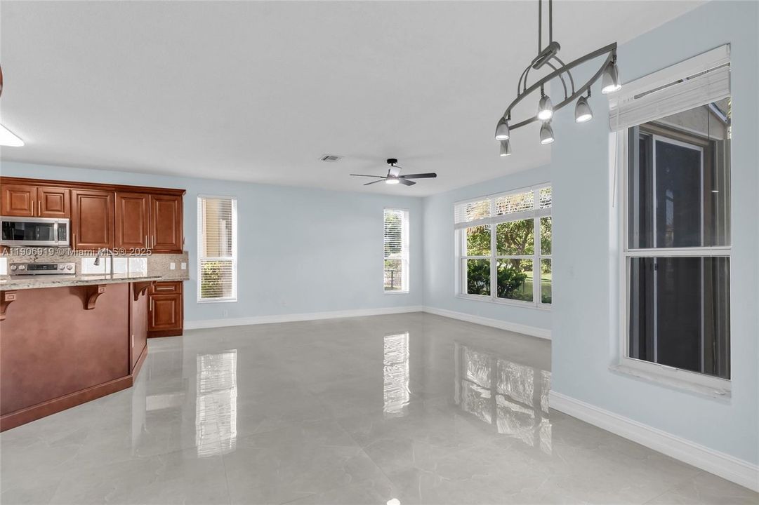 En Venta: $882,000 (5 camas, 3 baños, 2848 Pies cuadrados)