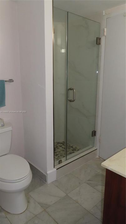 For Rent: $3,100 (1 beds, 2 baths, 824 Square Feet)