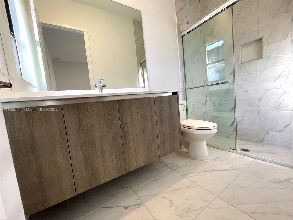 En Renta: $13,500 (7 camas, 6 baños, 4206 Pies cuadrados)