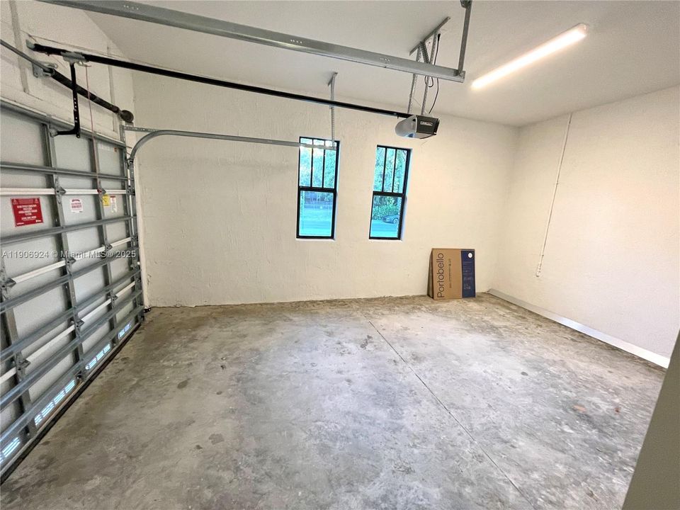 En Renta: $13,500 (7 camas, 6 baños, 4206 Pies cuadrados)