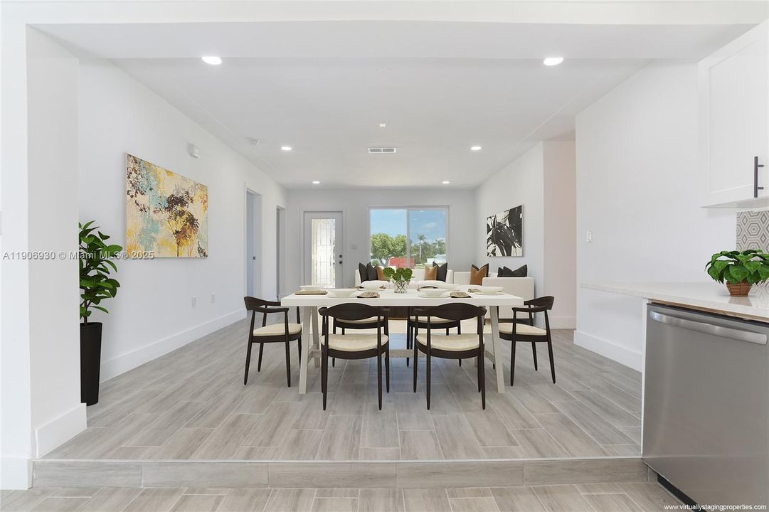 En Venta: $580,000 (4 camas, 2 baños, 1578 Pies cuadrados)