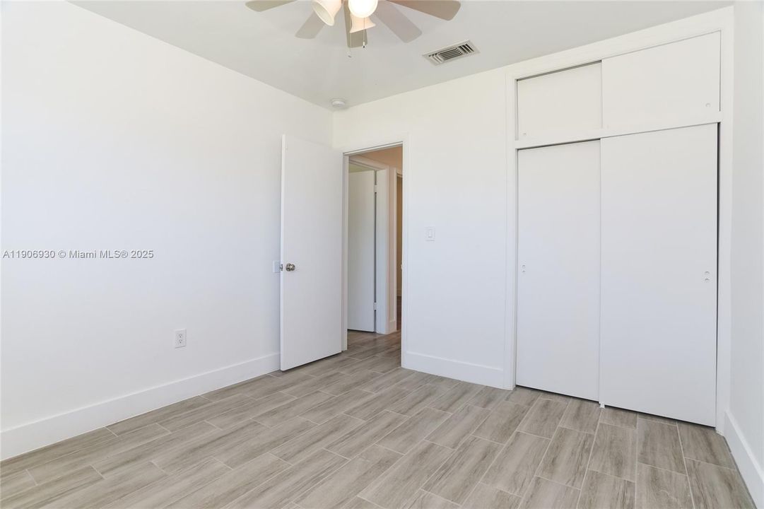 En Venta: $580,000 (4 camas, 2 baños, 1578 Pies cuadrados)