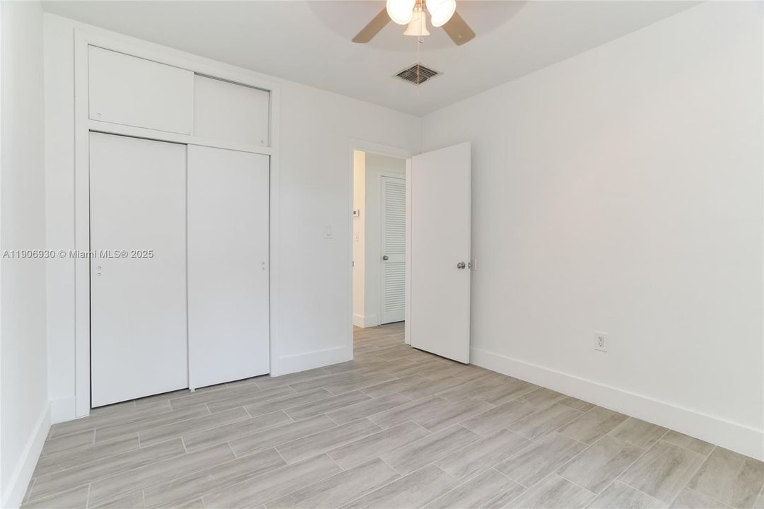 En Venta: $580,000 (4 camas, 2 baños, 1578 Pies cuadrados)