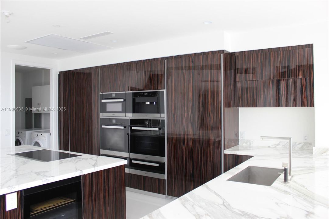 En Renta: $27,500 (3 camas, 4 baños, 3130 Pies cuadrados)