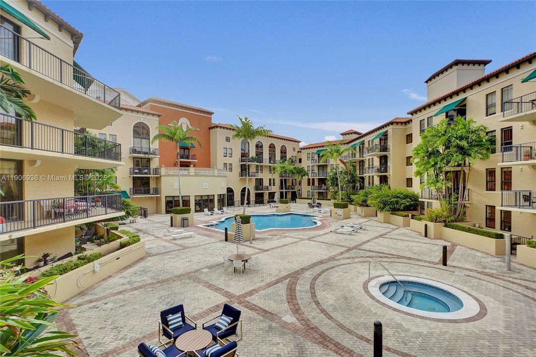 En Venta: $725,000 (2 camas, 2 baños, 1202 Pies cuadrados)