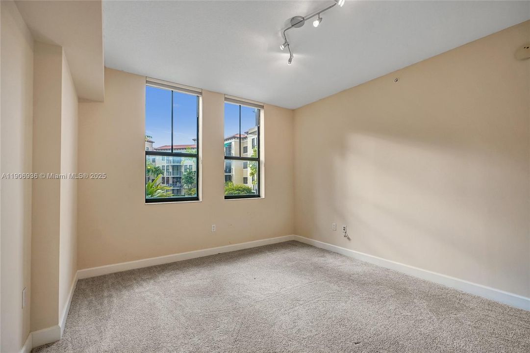 En Venta: $725,000 (2 camas, 2 baños, 1202 Pies cuadrados)