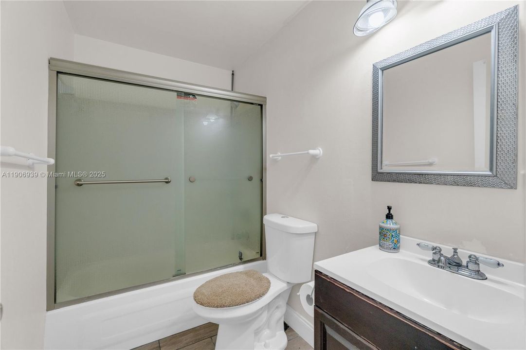 For Sale: $429,500 (3 beds, 2 baths, 1629 Square Feet)