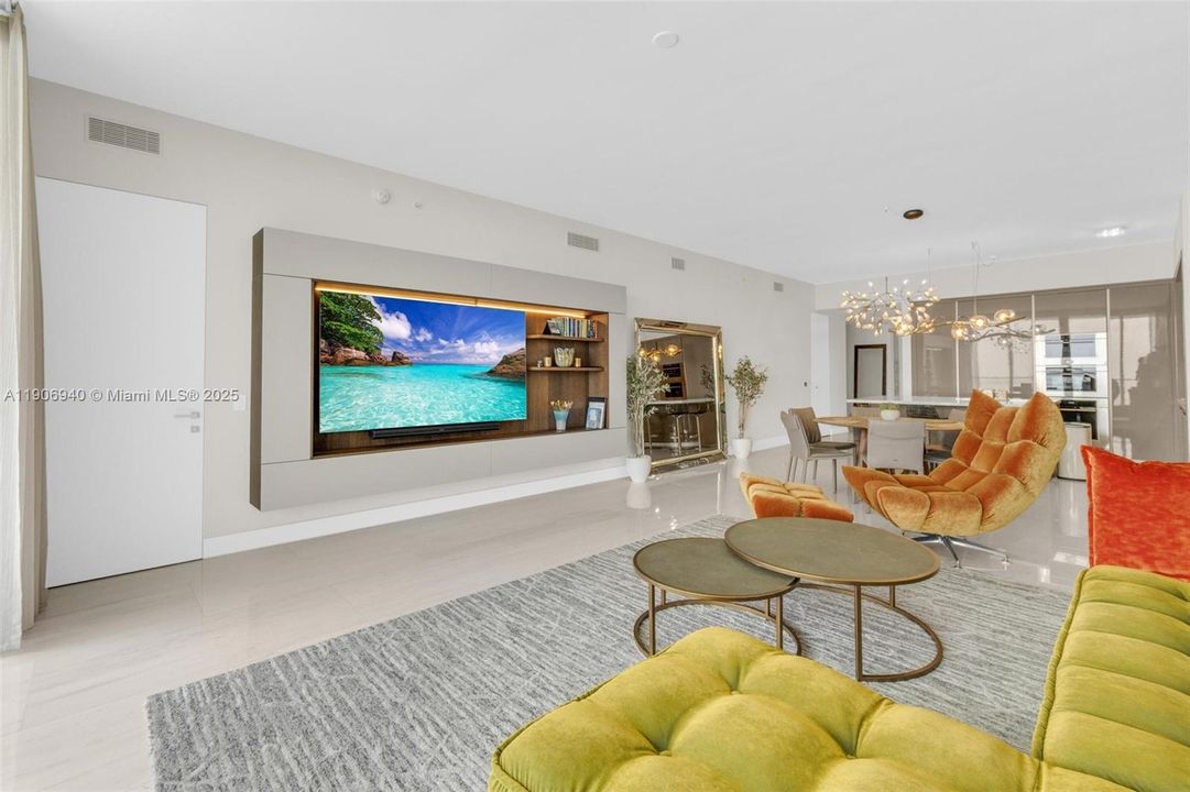 В аренду: $25,900 (3 спален, 5 ванн, 2468 Квадратных фут)