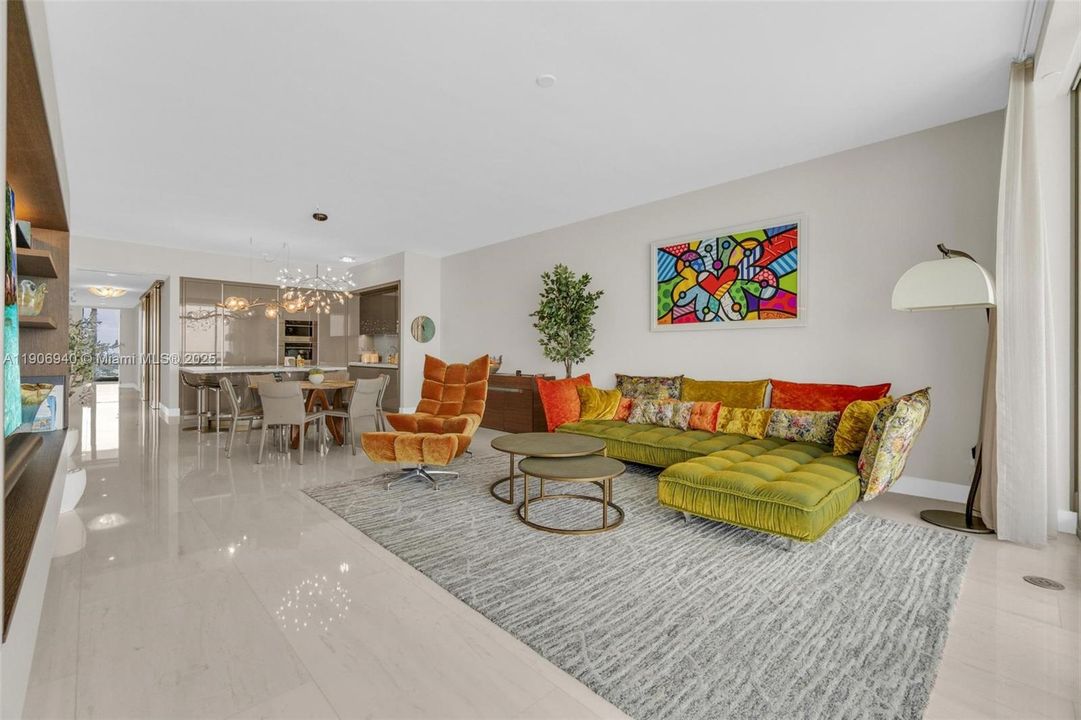 В аренду: $25,900 (3 спален, 5 ванн, 2468 Квадратных фут)