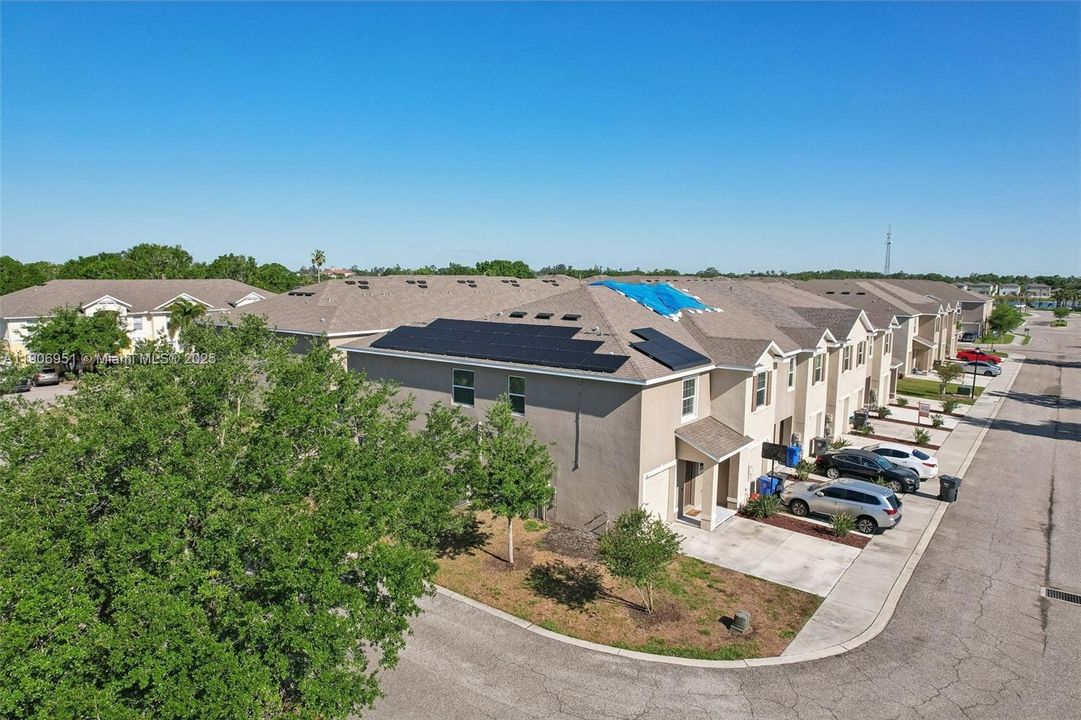 出租: $2,000 (3 贝兹, 2 浴室, 0 平方英尺)