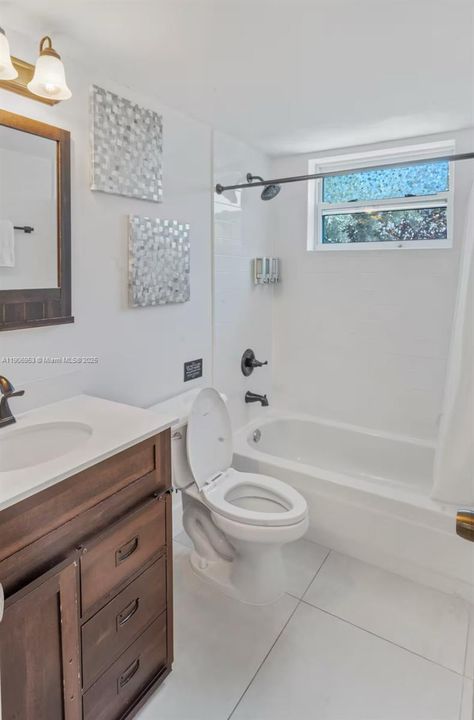 For Rent: $19,950 (4 beds, 3 baths, 2294 Square Feet)